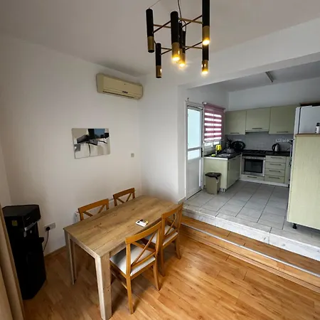 Kibris, De Denize Sifir *