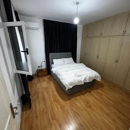 Kibris, De Denize Sifir Appartement *