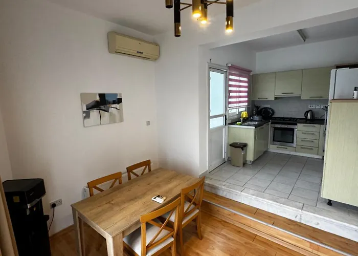 Kibris, De Denize Sifir *