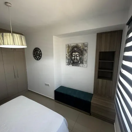 Apartman Kibris, De Denize Sifir