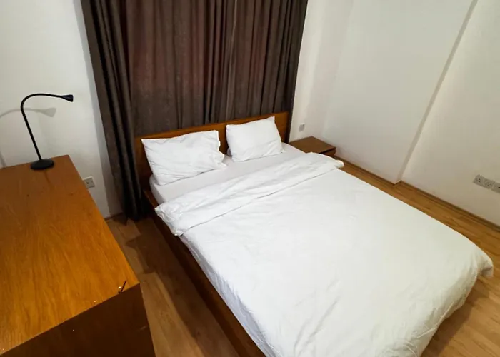 Kibris, De Denize Sifir キレニア